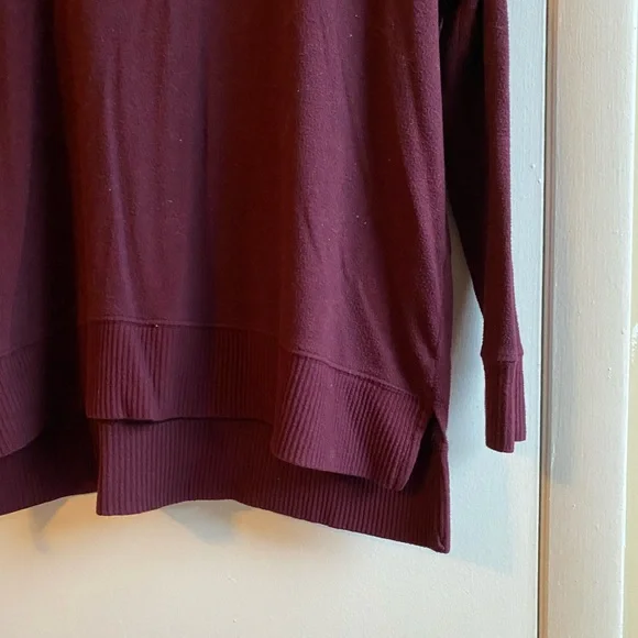 Aerie lightweight purple tunic long sleeve size small - Picture 2 of 5